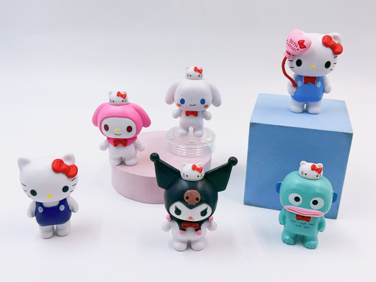 ألعاب هيلو كيتي في صناديق مفاجآت